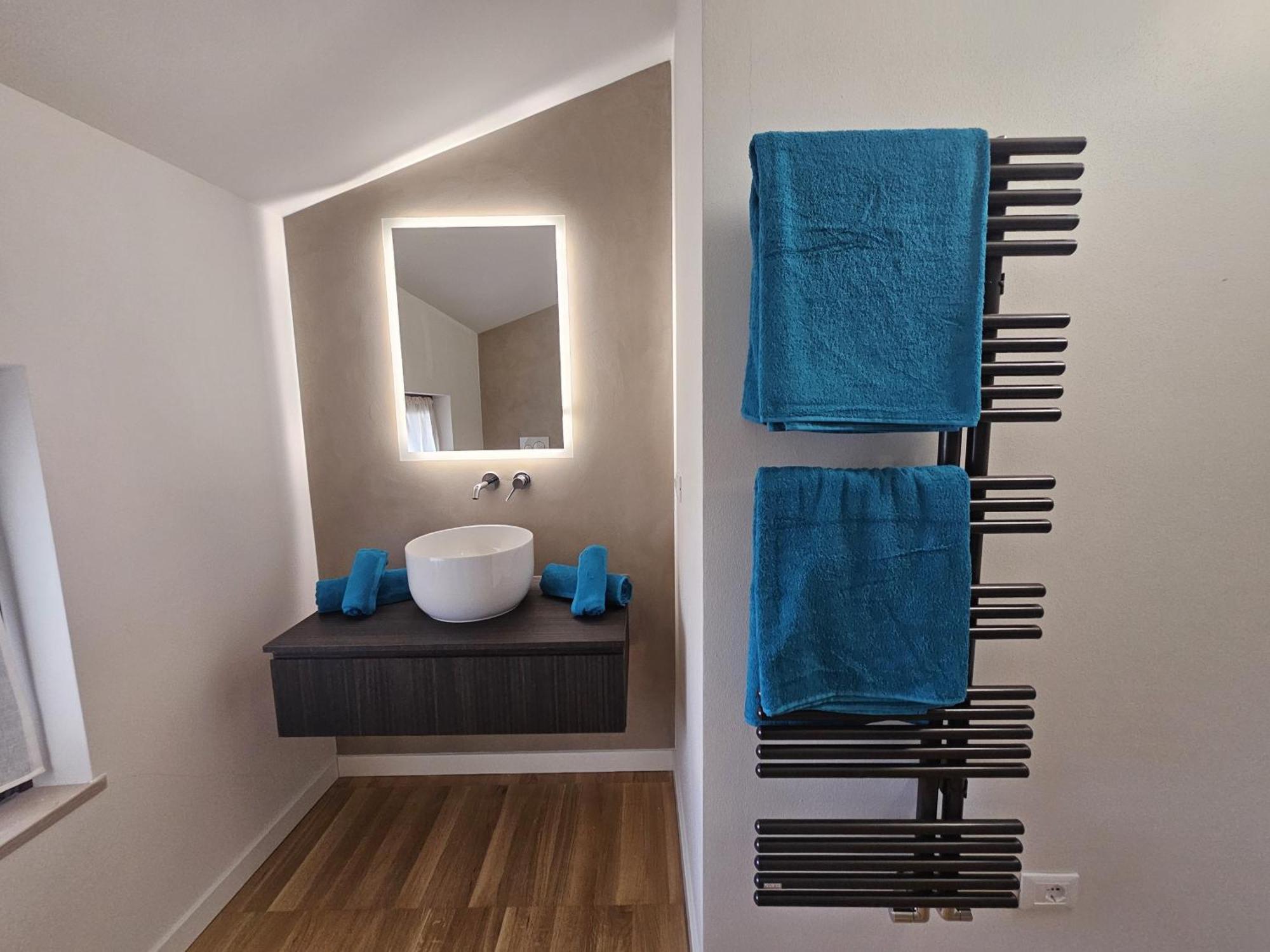 Apartment Profumo Di Peschiera-by Goccia Di